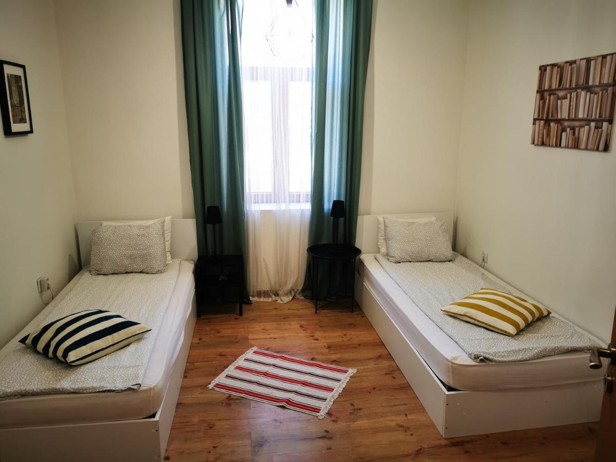 Radomir Downtown Apartments Esterno foto